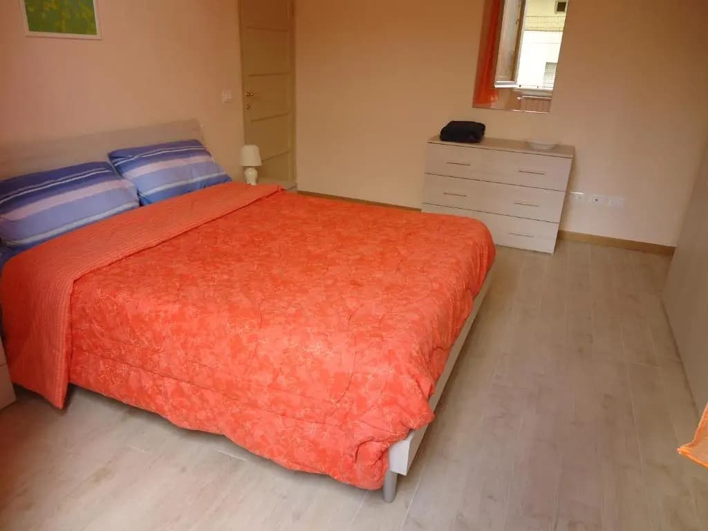 Appartamento con terrazza - photo 2
