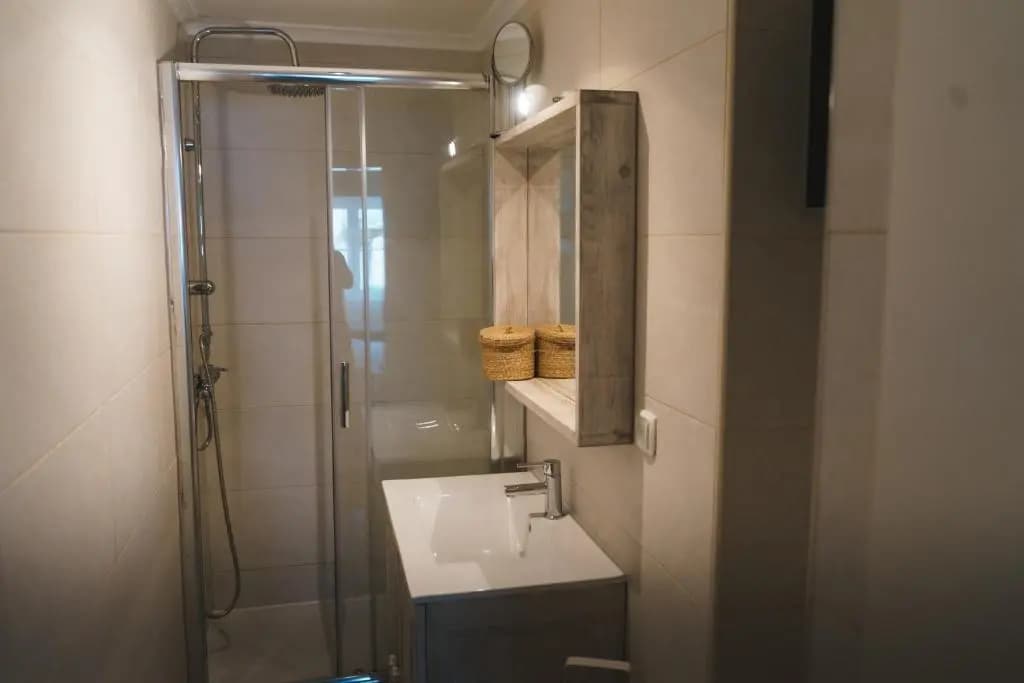 Flores Guest House - photo 10