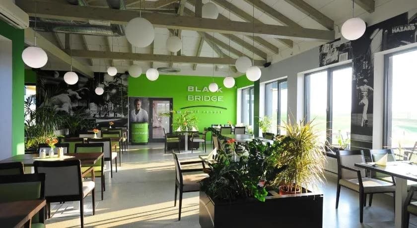 Black Bridge Hotel Apartment - photo 14