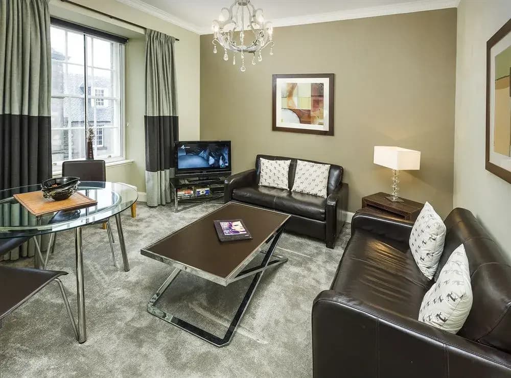 Nicolson Apartments - photo 19