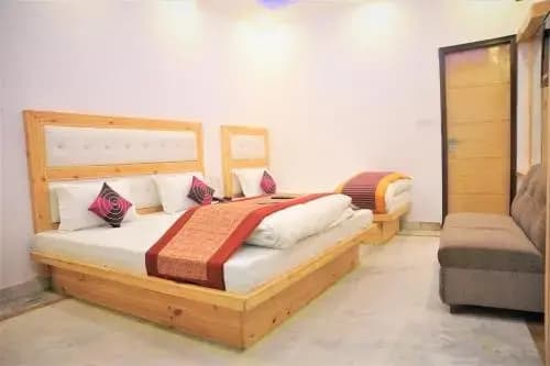 UNV Hostel - photo 2