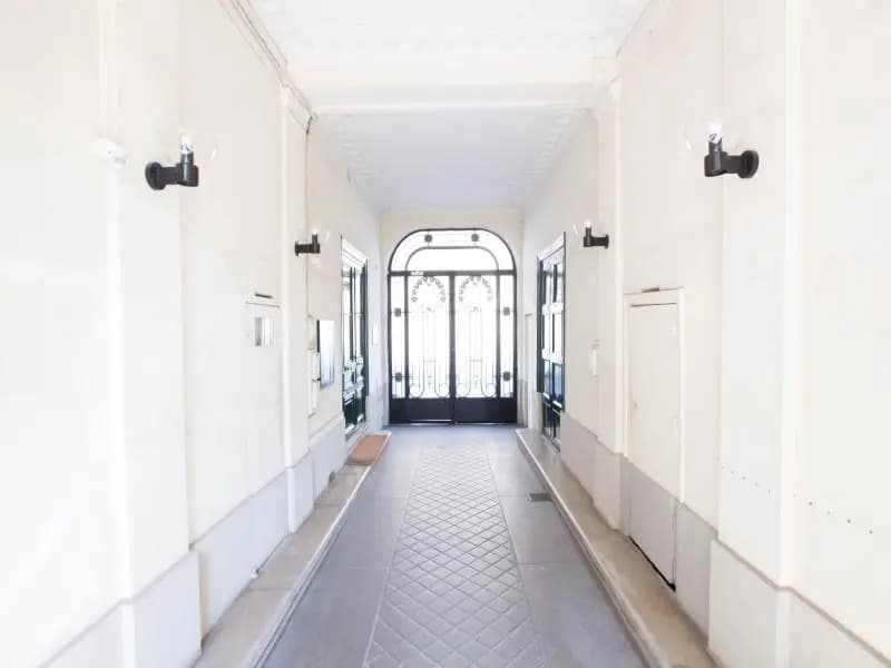 Luxembourg Assas Apartment - photo 8
