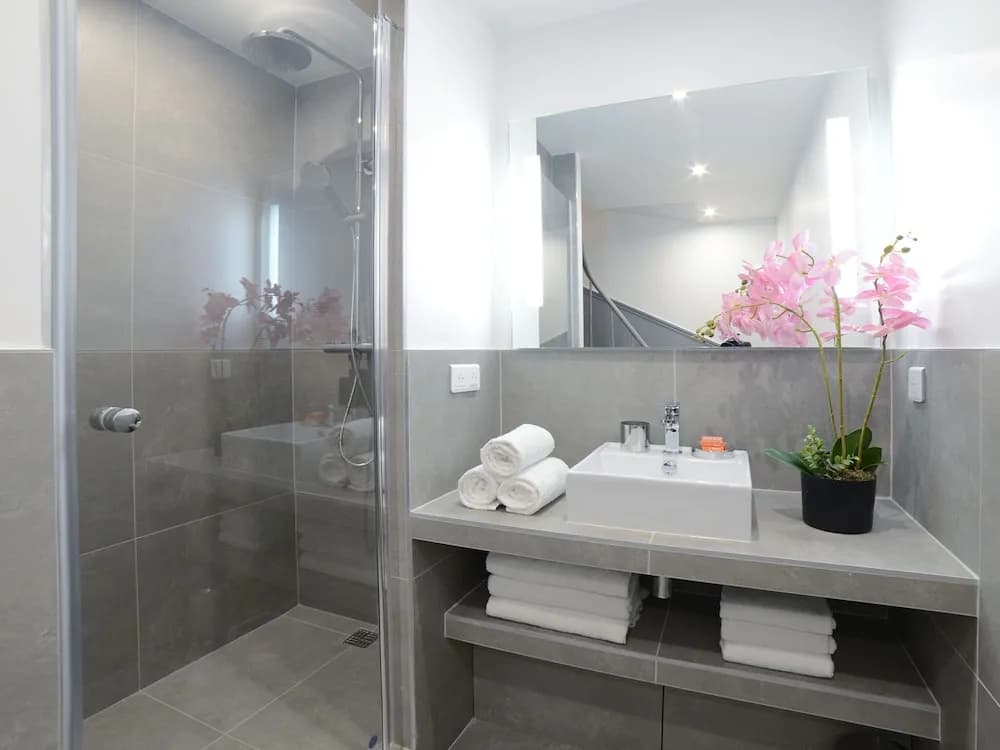 Luxury 4BDR Le Louvre I by Livinparis - photo 7