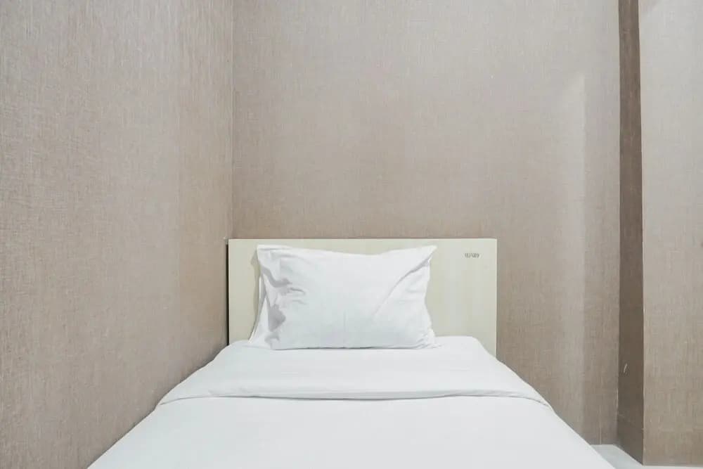 Comfort Living 2Br at Green Pramuka City Apartment - photo 1
