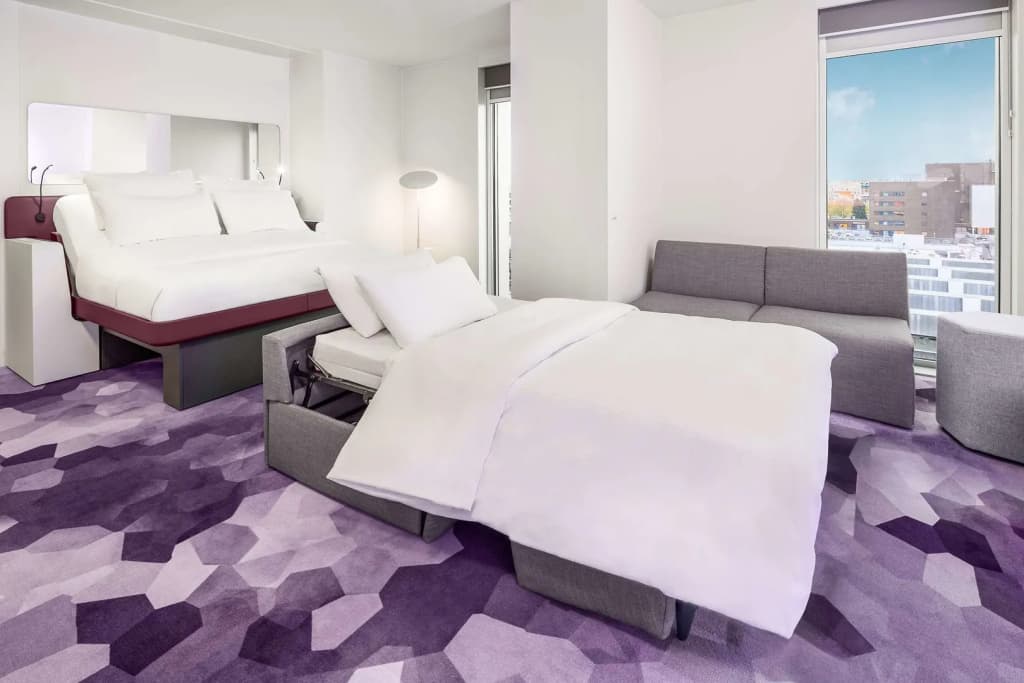 YOTEL Amsterdam - photo 6