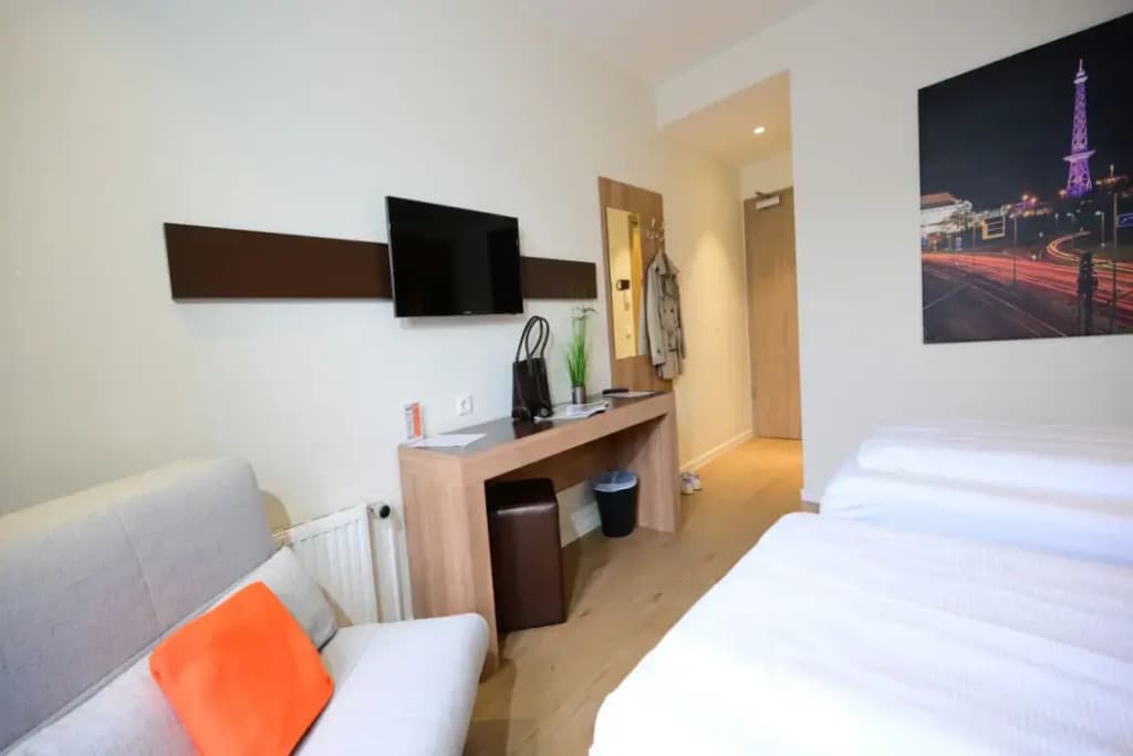 Motel Plus Berlin - photo 13