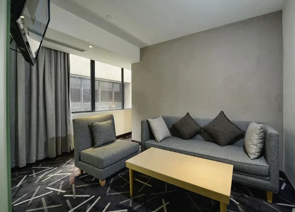 Pacific Express Hotel Central Market - photo 3