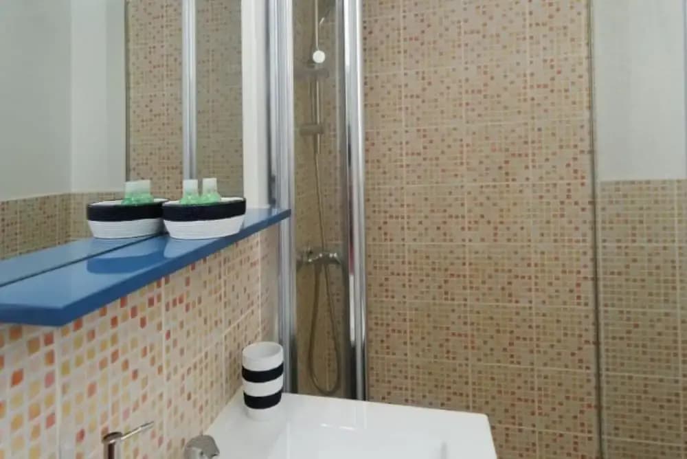 Studio Shopping Street Five Stars Holiday House - photo 9