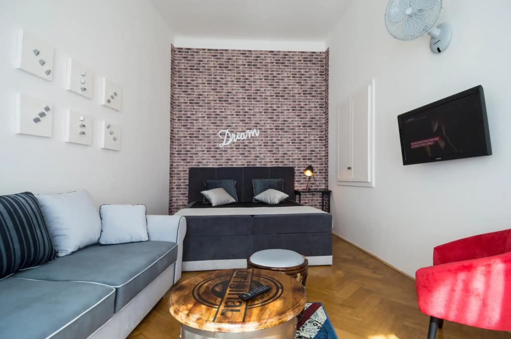 Design Apartment Havelska - photo 13