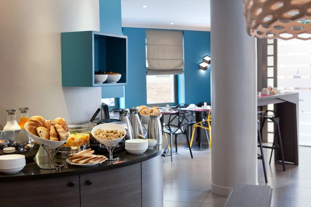 Hotel Eiffel Capitol - photo 10