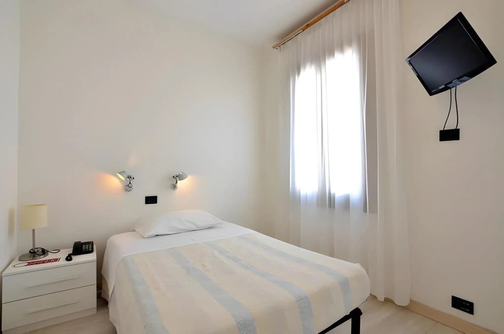 Hotel Cristallo - photo 14