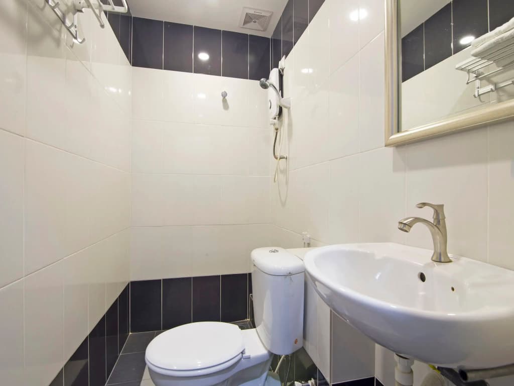 OYO 43934 Nova Hotel - photo 7
