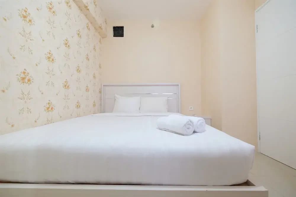 Cozy & Affordable Bassura City Apartment - photo 7