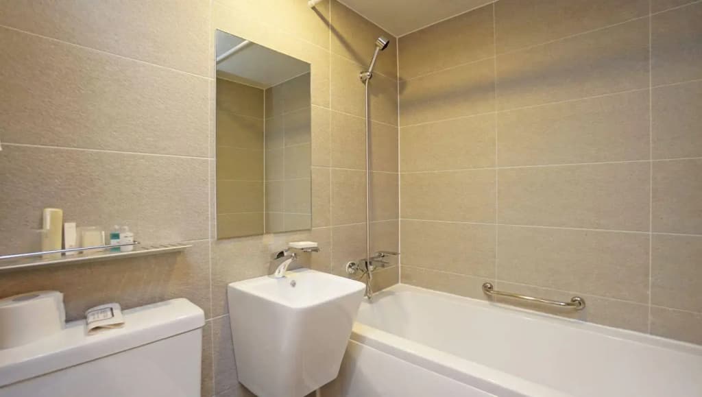 Itaewon Crown hotel - photo 8
