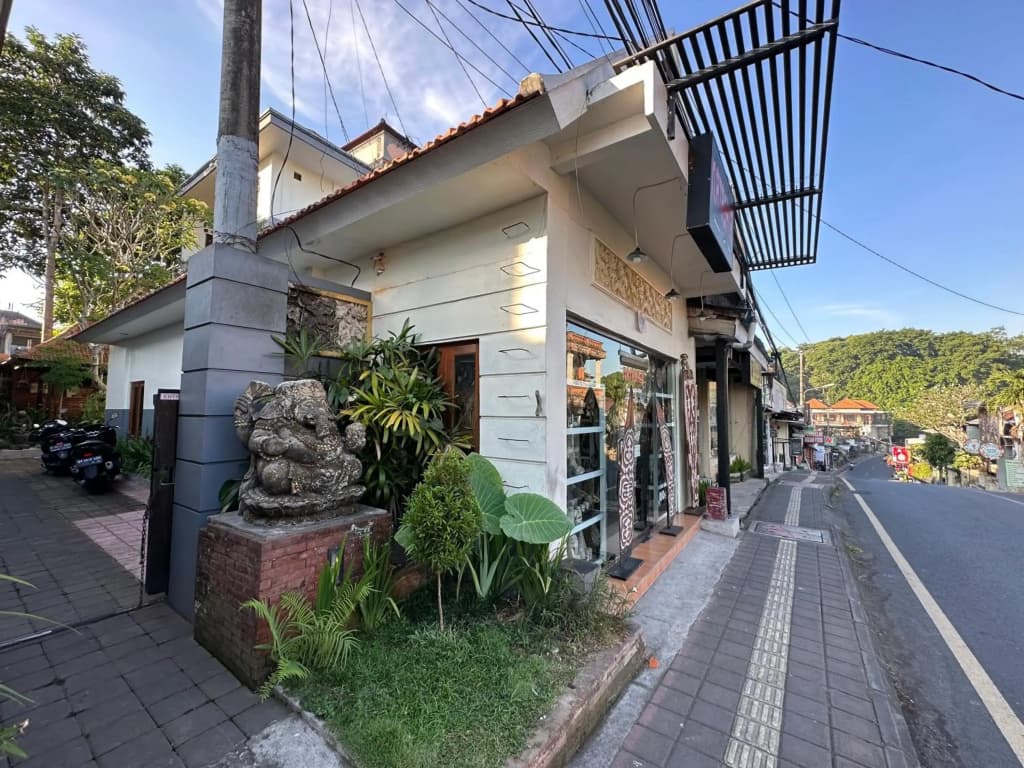 Brata Inn - photo 16