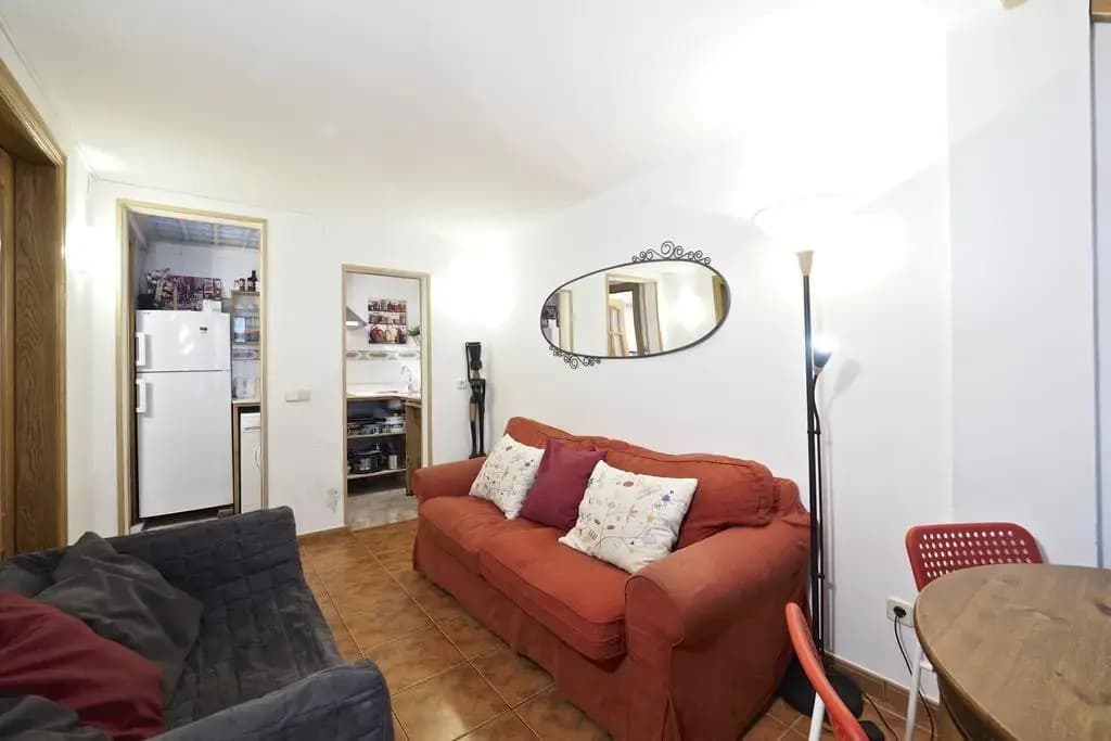 Suites4days Les Corts House - photo 11