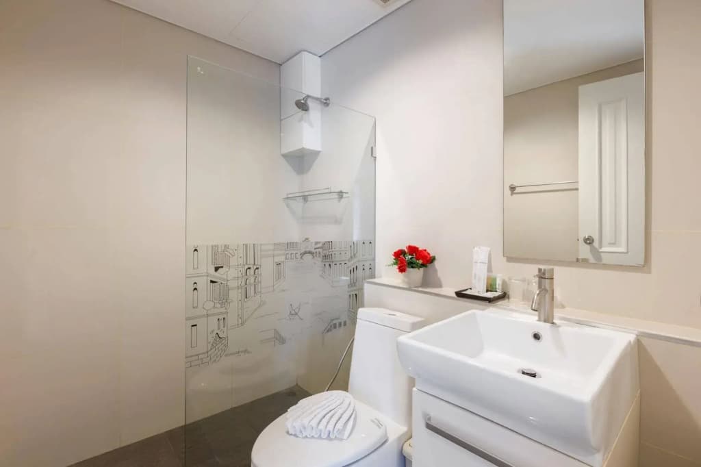 The Regent Condo - photo 8