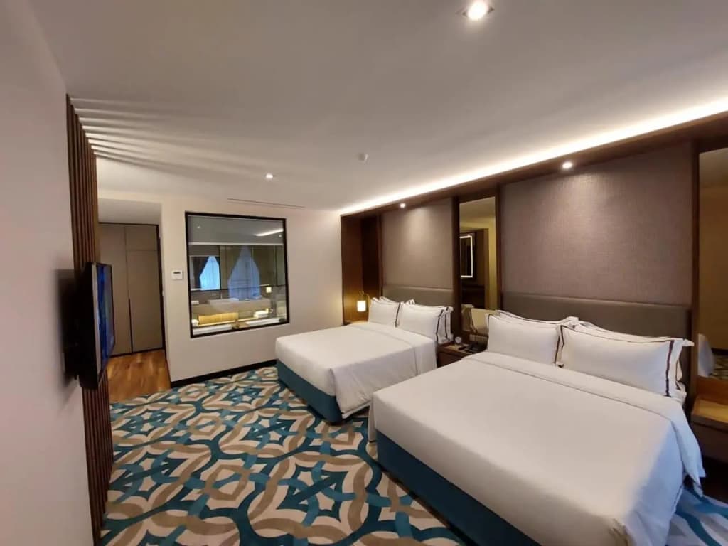 Christee Suites Hotel - photo 5