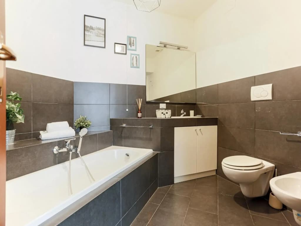 Corso Buenos Aires Apartment - photo 9