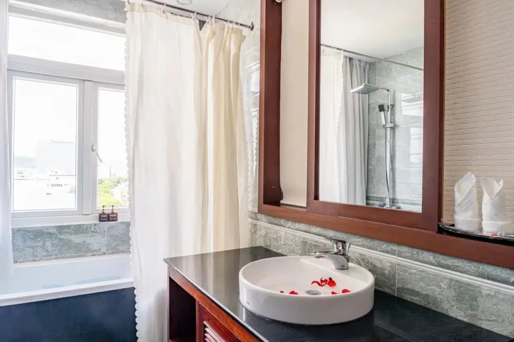 Hoang Linh Dan Hotel - photo 11