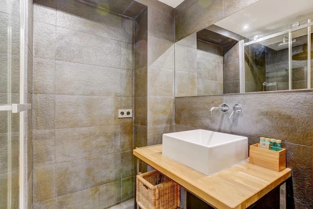 Jardin Priv Gorgeous 3 Bed House in Le Marais - photo 8