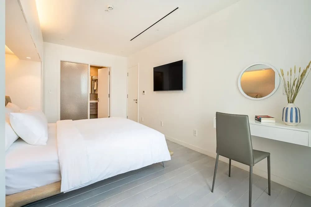Saigon Finest - IDG Suites Collection - 12J - photo 4