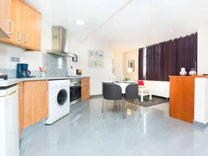 Universitat Suites - main photo