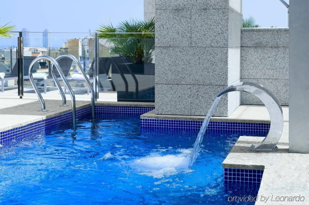 Suites Avenue - photo 5