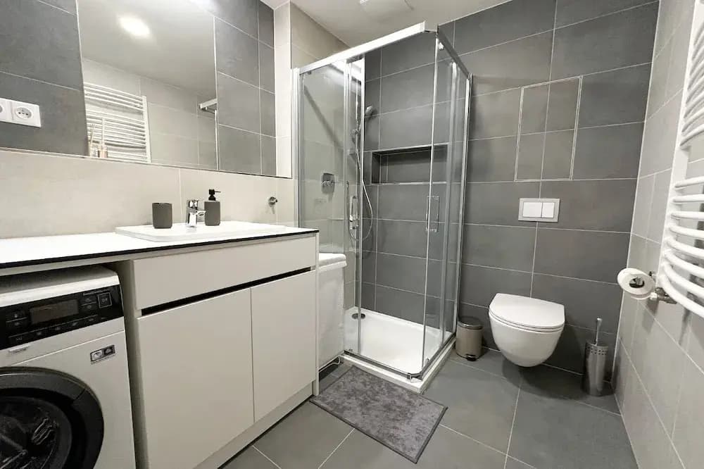 Modern Holesovice Apartment - photo 7