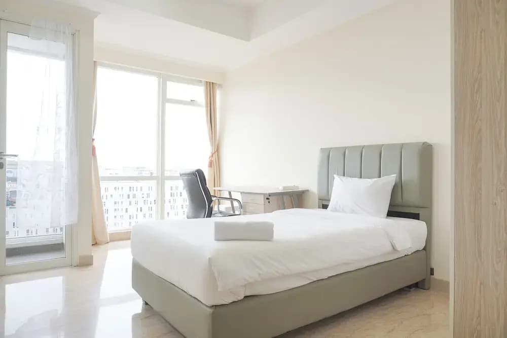 Wonderful And Cozy Designed Studio At Menteng Park Apartment - photo 7