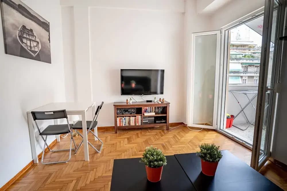 Larisis train station 1 bedroom flat for 2 persons - photo 1