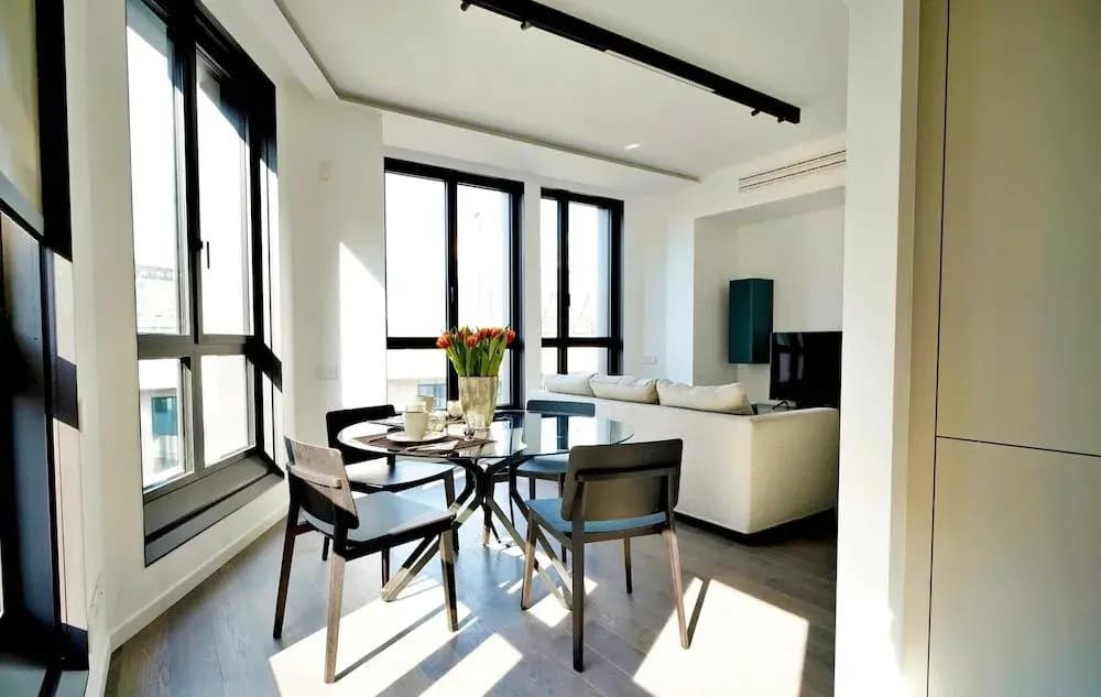 San Babila Modern Apartment - photo 12