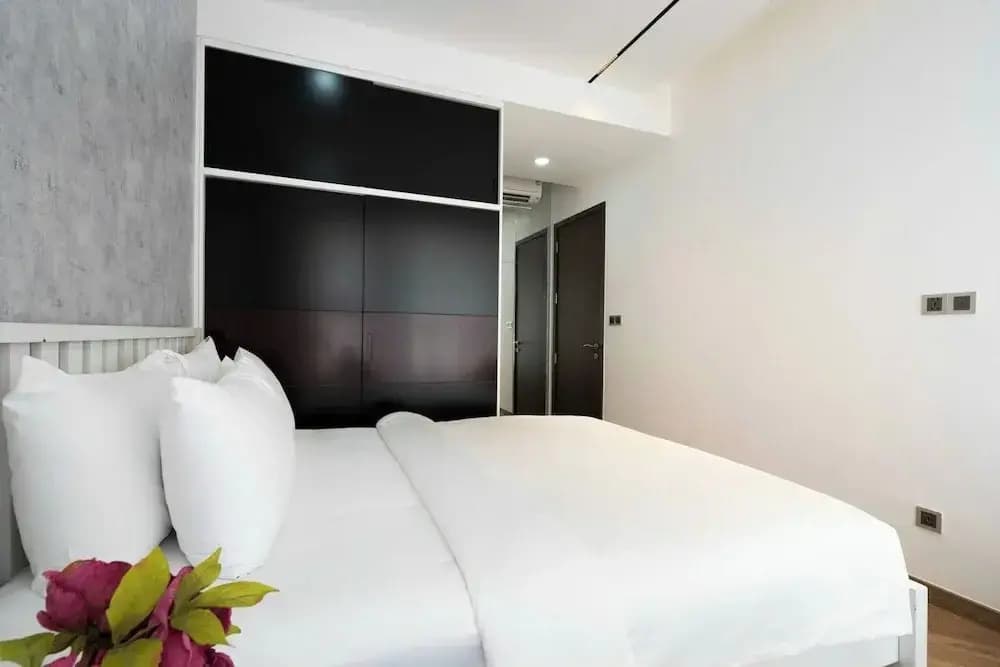 Midtown Citypoint Central Suites - photo 12