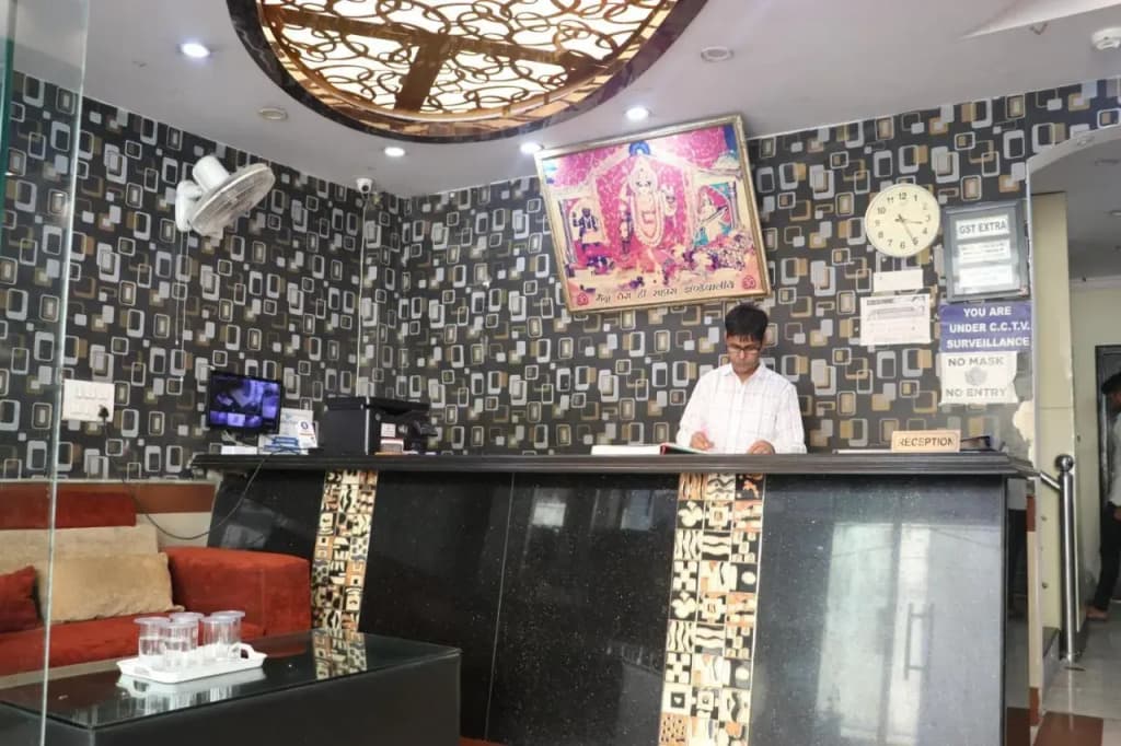 Hotel Surya Plaza - photo 18