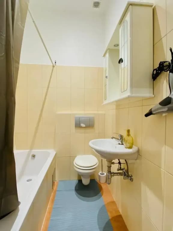 Comfortable 1BR Apartment Westbahnhof - photo 6
