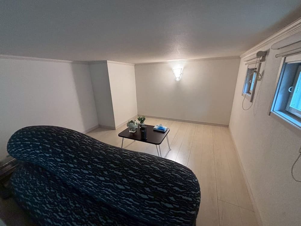Soshigaya Apartment - photo 12