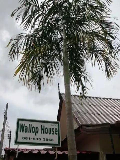 Wallop House - photo 1