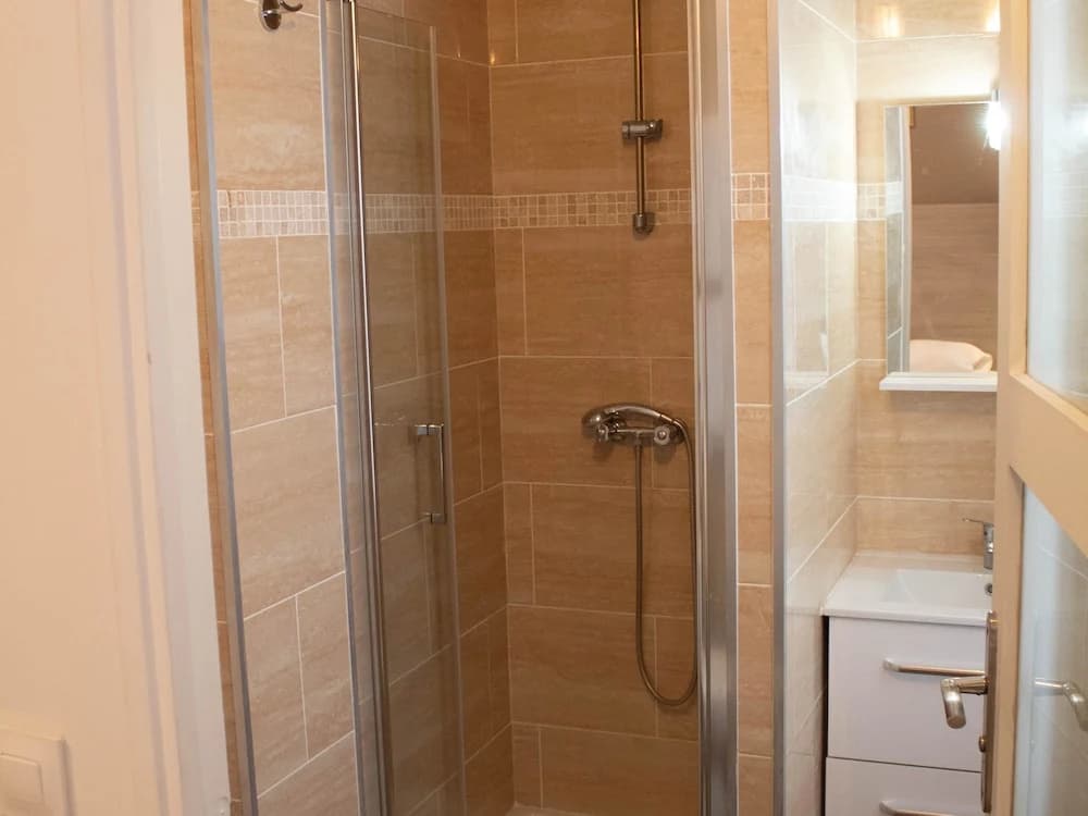 Paris Rooms & Dreams Hotel - photo 9