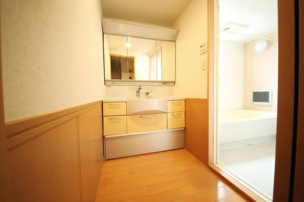 Tokyo House Inn - photo 5