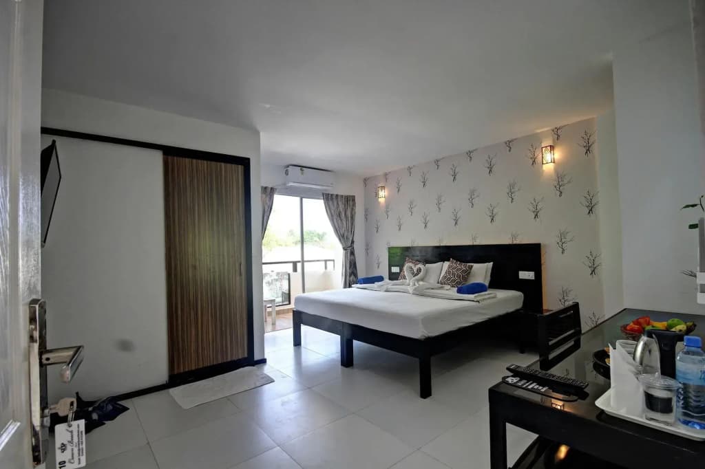 Crown Beach Hotel Maldives - photo 5
