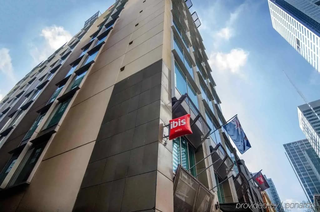YEHS Hotel Melbourne CBD - photo 1