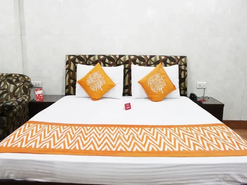 OYO 2705 Hotel Preet Palace - photo 3