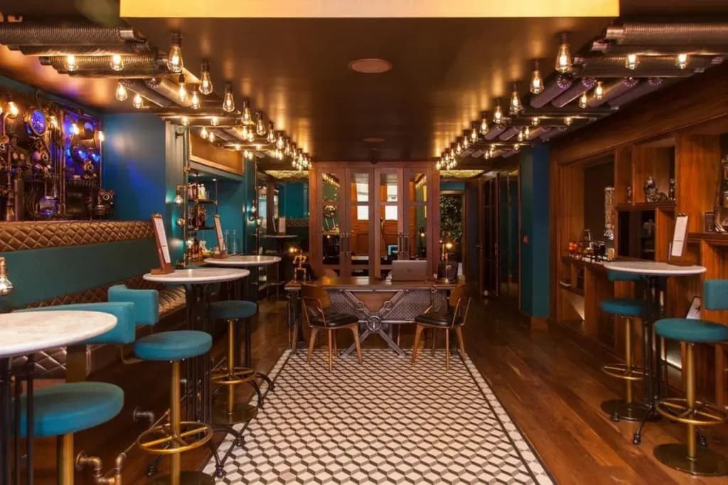 The Megaro Hotel - Kings Cross St Pancras, London - photo 23