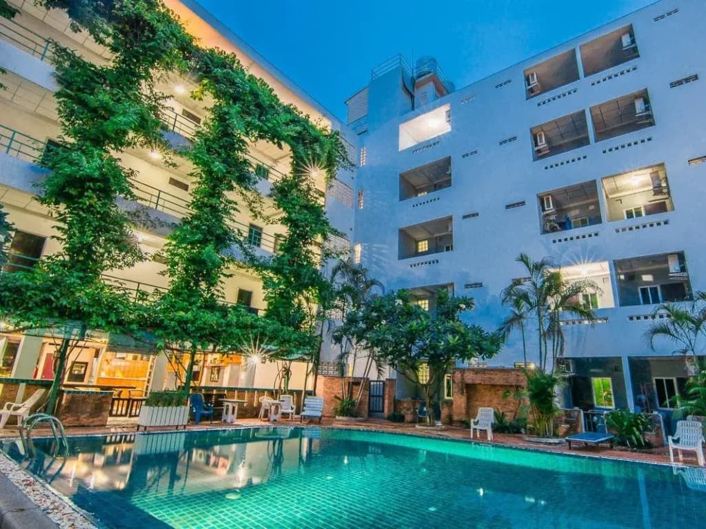 Sutus Court - photo 12
