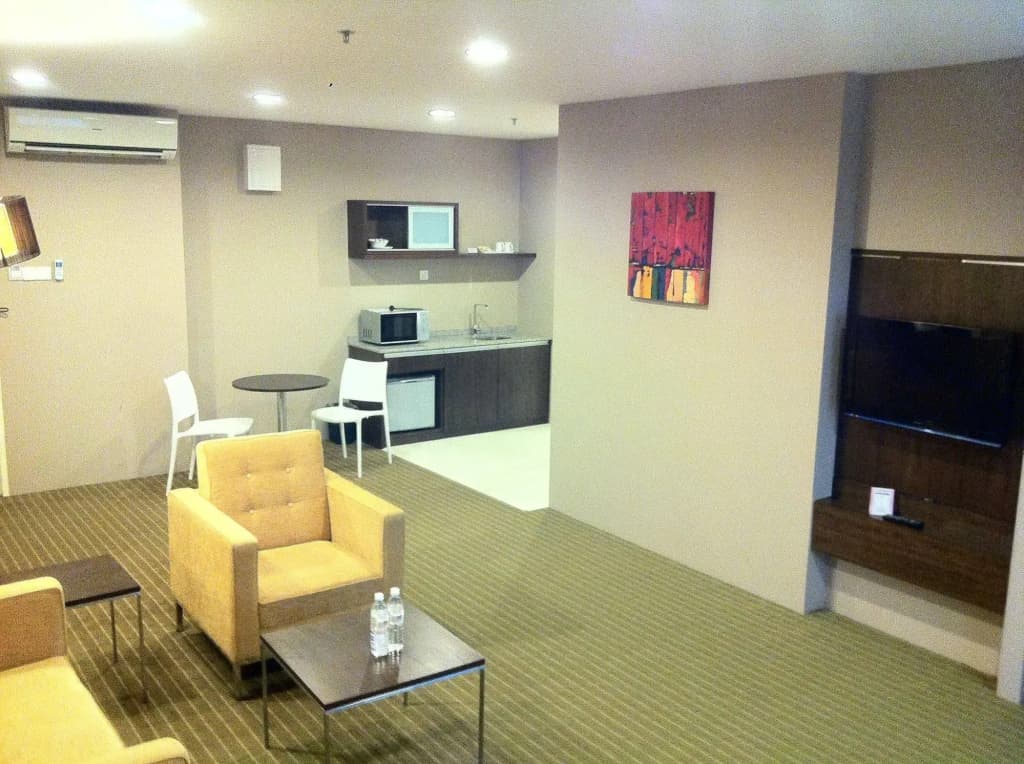 Hotel Primera Suite - photo 17