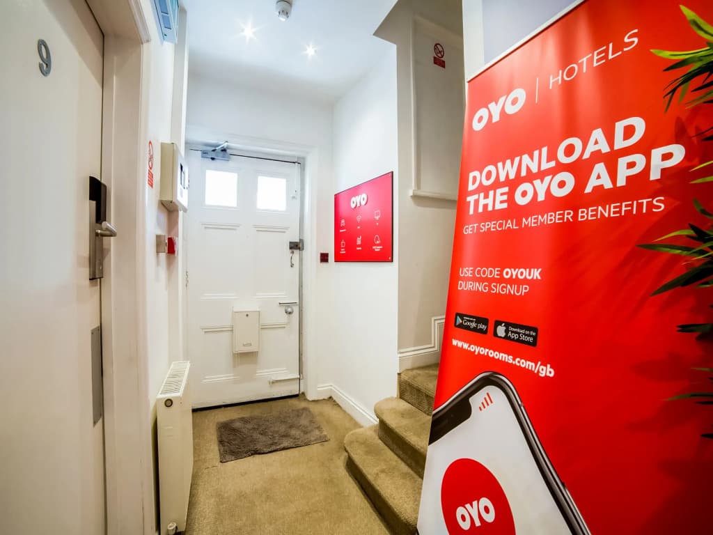OYO TamTam Acton Hotel - photo 10