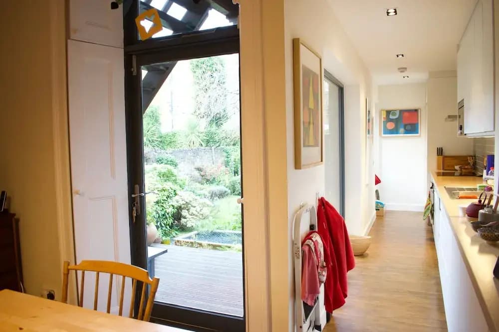 Stylish Georgian Apartment in Leith - photo 3