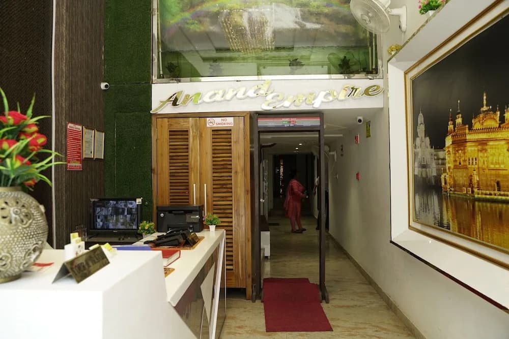 Hotel Anand Empire - photo 1