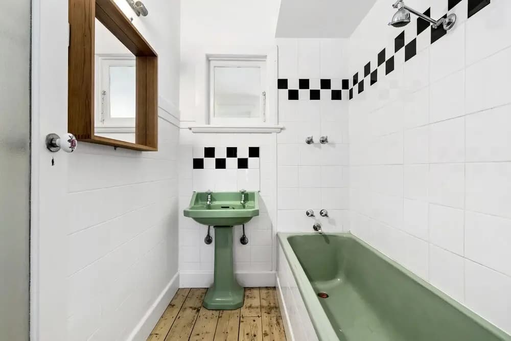 LIAM, 3BDR Northcote House - photo 10