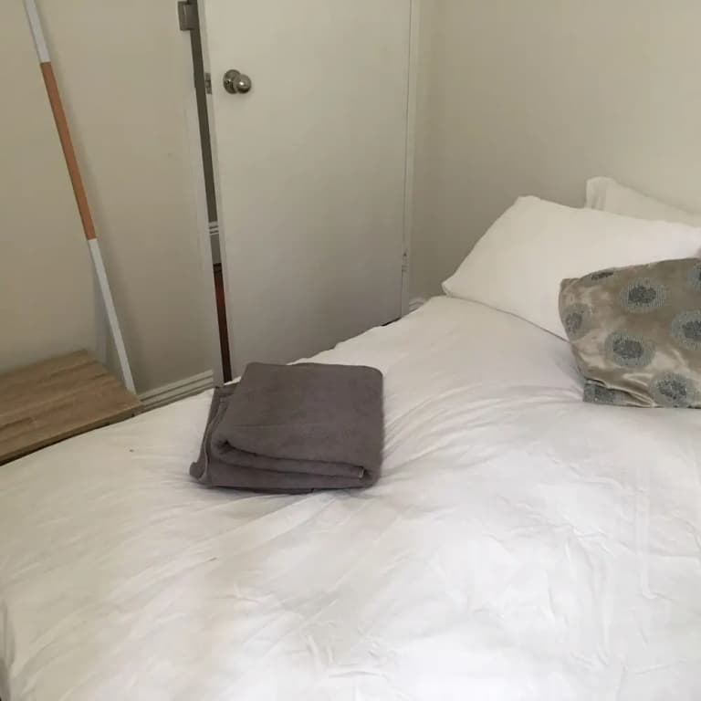 BUDGET Bourke st Apartment - photo 5